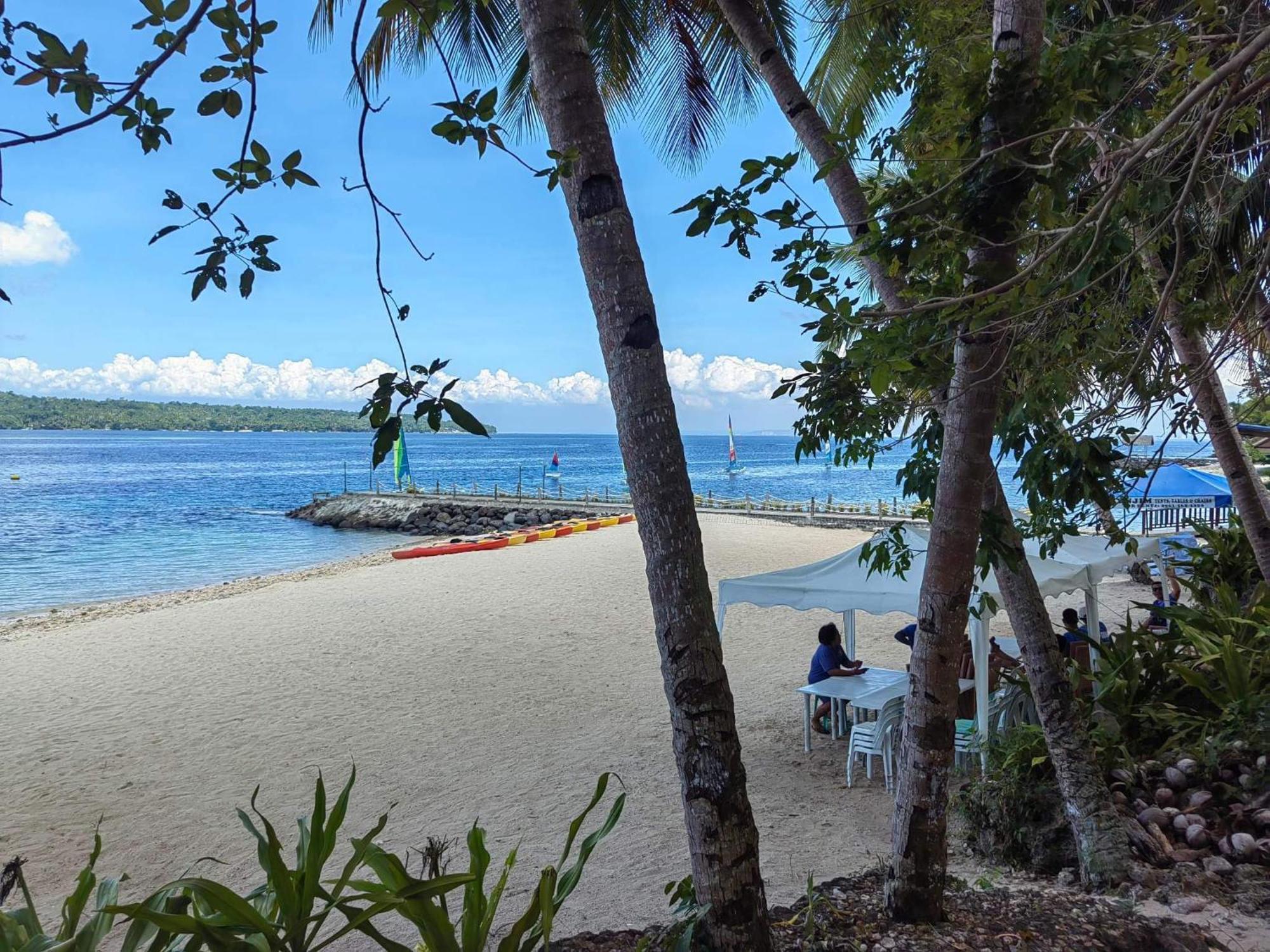 Kembali Condo Resort With Sea View Davao ภายนอก รูปภาพ