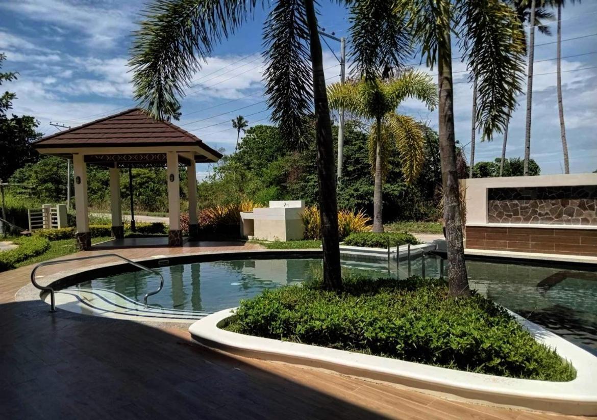 Kembali Condo Resort With Sea View Davao ภายนอก รูปภาพ